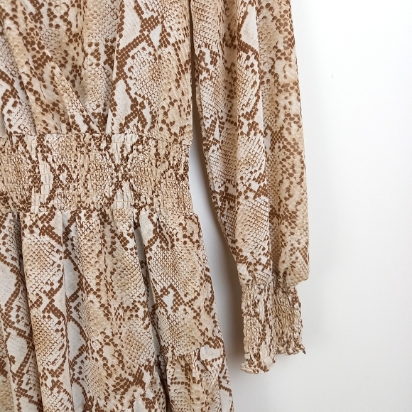 Michael Kors Snake Print Georgette Wrap Style Dress Size Medium - Picture 5 of 6